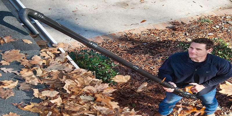 how to clean gutters with leaf blower