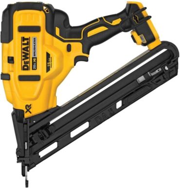DEWALT 20V MAX DCN650B 15GA Finish Nailer