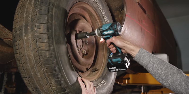 Factors to Consider When Choosing the Best Cordless Impact Wrench