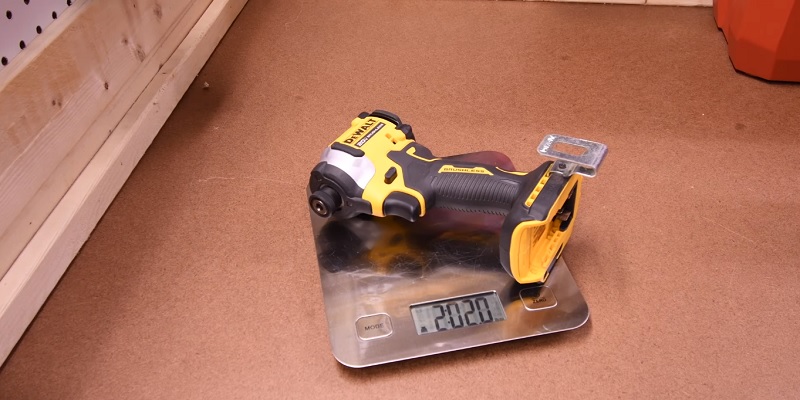 weight of the impact driver