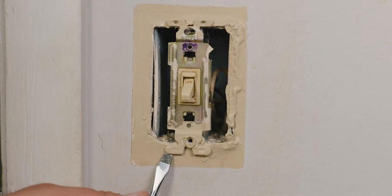 Replacing a Faulty Light Switch