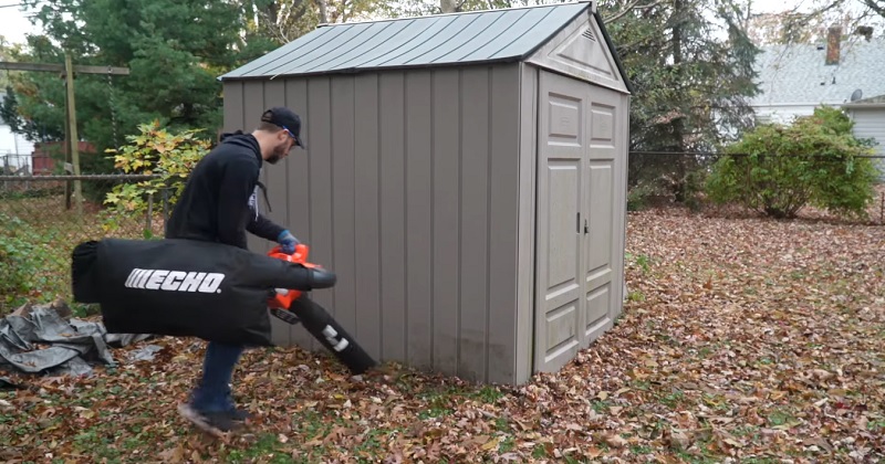 Leaf Vacuums and Mulchers