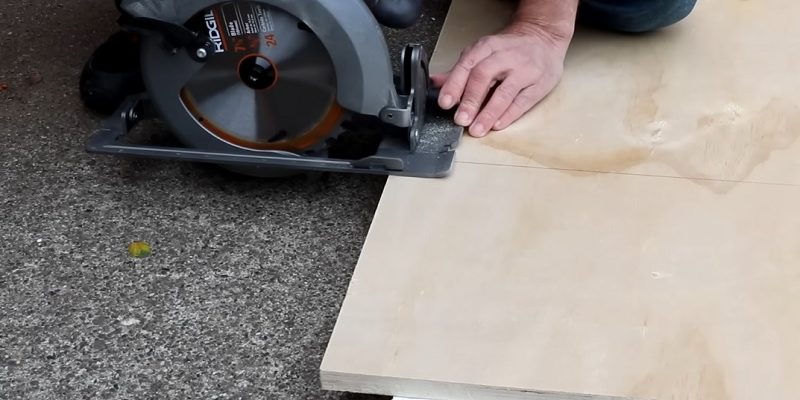 How to Use a Circular Saw Without a Table